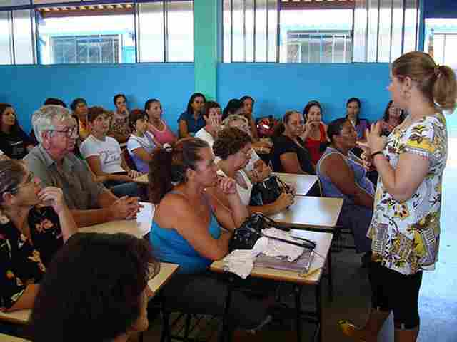 Sintero e OAB vão às escolas para discutir direitos dos trabalhadores em educação e voto consciente