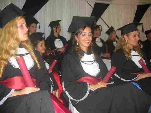 Acadêmicos do Curso de Medicina da FIMCA realizam carreata