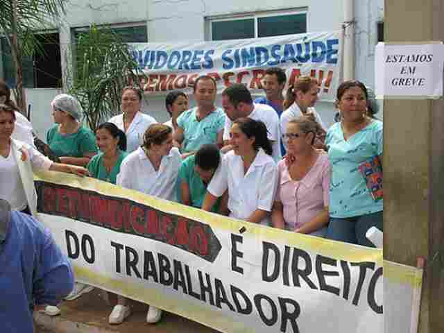 Sindsaúde faz manifestação nas unidades hospitalares e na ALE em busca de aumento
