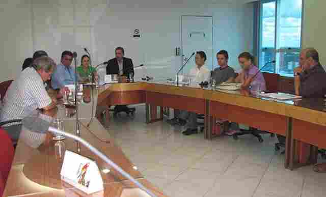 DECISÃO PARA CONTRATAR SERVIDORES EMERGENCIAIS PARTIU DO MINISTÉRIO PÚBLICO