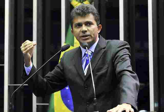 EXPEDITO JÚNIOR VAI AO SUPREMO PARA GARANTIR MANDATO DE SENADOR A RONDÔNIA