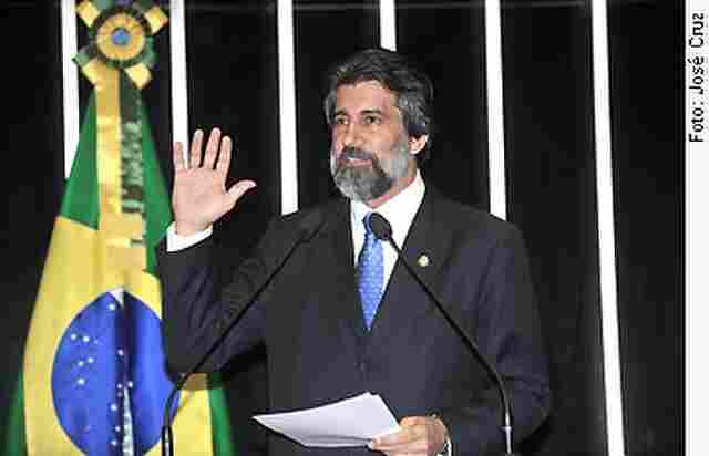 Raupp anuncia votação de emenda que transfere servidores