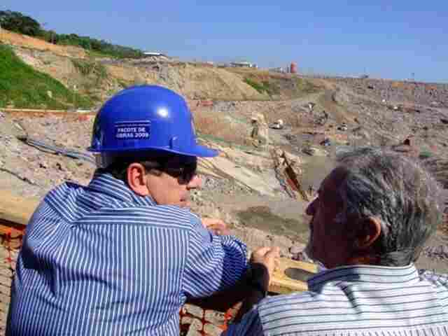 Cassol participa do lançamento da primeira camada de concreto na Usina