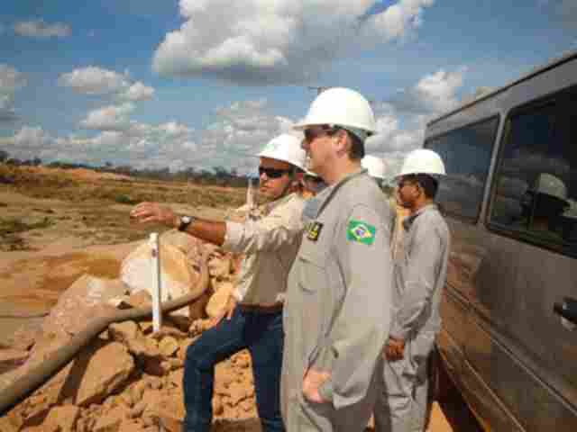 Militares visitam canteiro de obras de Jirau e Pólo Industrial da Capital