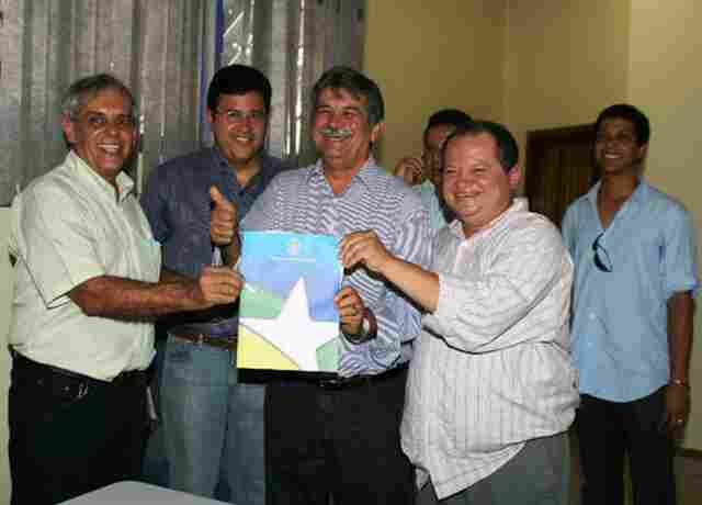 Cahulla libera o Fitha em Guajará e lança Cidade Limpa em Nova Mamoré