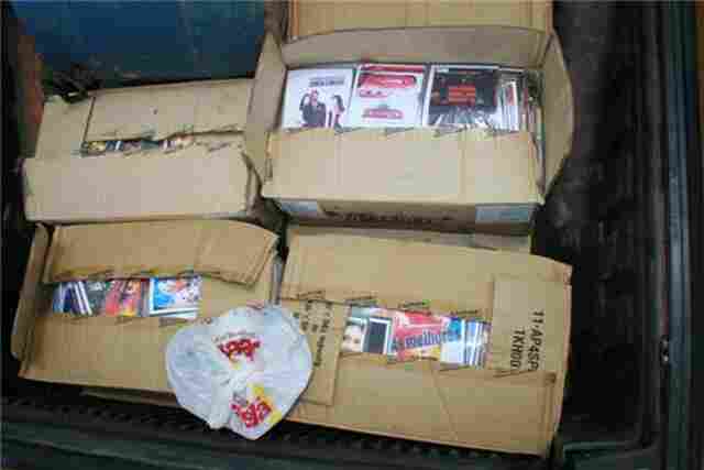 Polícia Militar apreende mais de 5 mil discos piratas em Vale do Anari