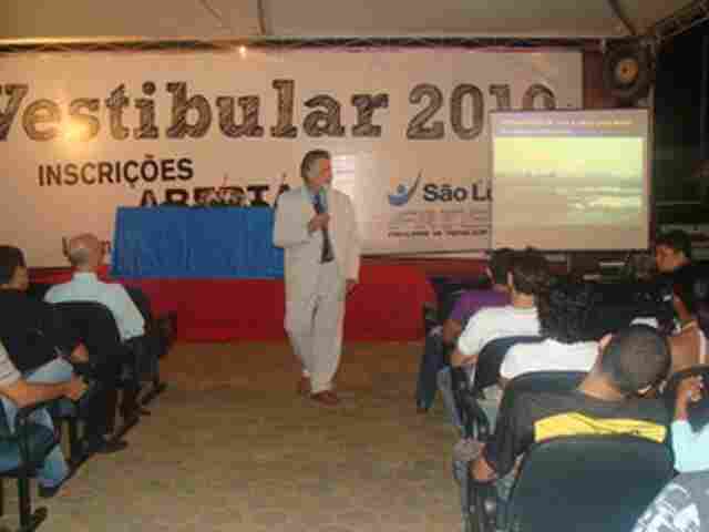 Professor da USP destaca evolução tecnológica em palestra na Mostra São Lucas