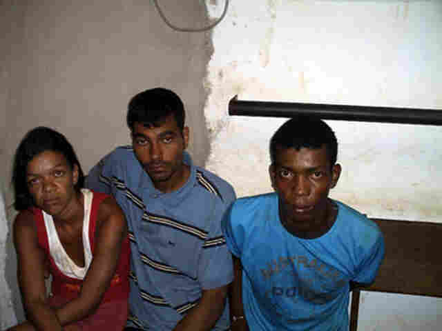 Trio é preso após roubo em residência em Cacoal