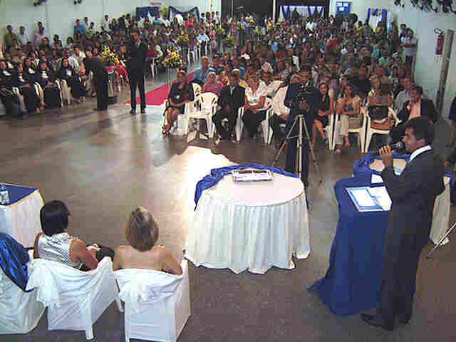 Pela aprovação da PEC da Transposição, Expedito recebe mais homenagens