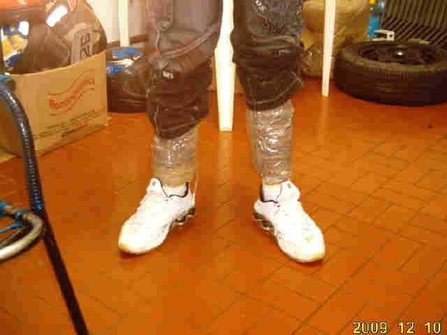 Jovem de 21 anos preso com droga amarrada nas pernas