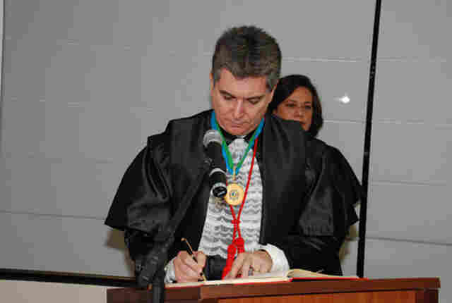 Vice-presidente também é empossado em Rondônia