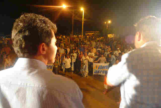 Dinheiro há, falta vontade política, diz Expedito sobre valorização a servidores