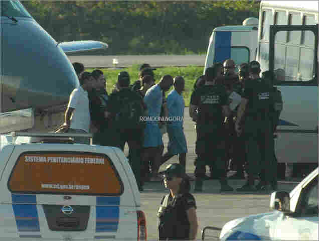 Forte esquema de segurança na chegada dos traficantes do Rio a Rondônia; Confira imagens