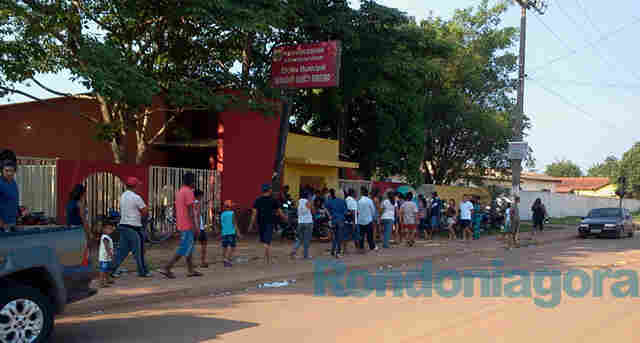 LONGAS FILAS LOGO NAS PRIMEIRAS HORAS EM PORTO VELHO
