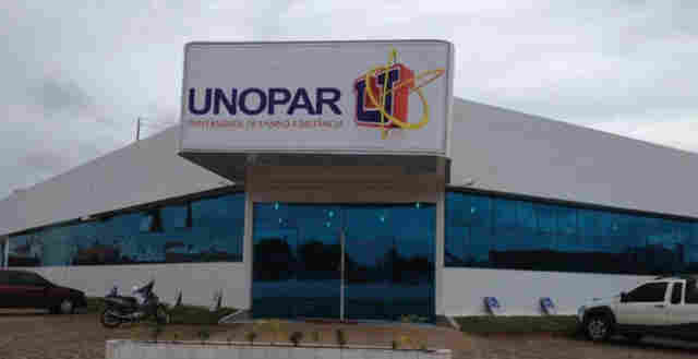 Sindsaúde firma convênio com a Unopar