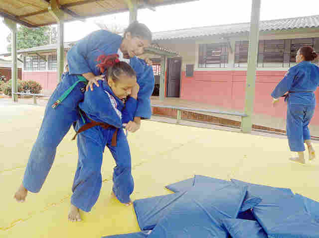 Atleta de Cacoal representa Brasil em dois países