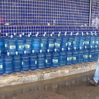 Prefeitura recebe doação de 11 mil litros de água mineral