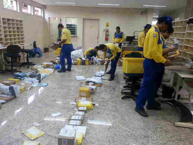 PARA EVITAR COLAPSO, CORREIOS ALUGAM DOIS AVIÕES PARA TRANSPORTAR CORRESPONDÊNCIAS ATÉ O ACRE