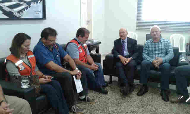 Em Porto Velho, governador do Acre debate saídas para evitar desabastecimento