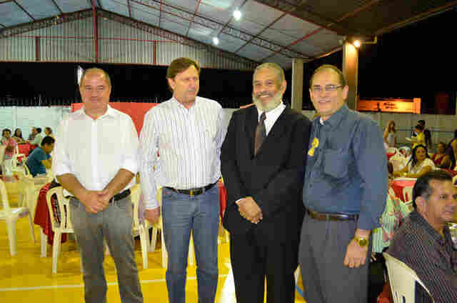 Acir Gurgacz prestigia evento do Sindsef em Porto Velho