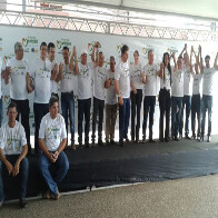 Prefeitos dizem que municípios vivem com "pires na mão"