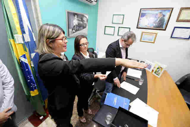 APÓS INFIDELIDADE PARTIDÁRIA DE DEPUTADO, EX-VEREADORA ASSUME NA ASSEMBLEIA