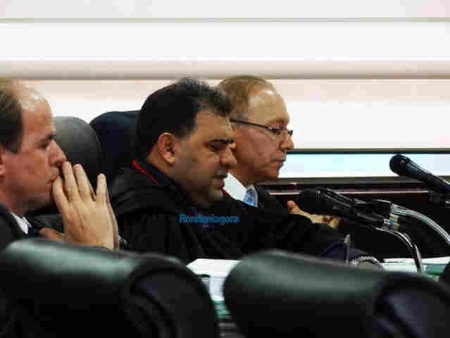 Tempo Real: RELATOR VOTA PELO INDEFERIMENTO DA CANDIDATURA DE EXPEDITO JÚNIOR