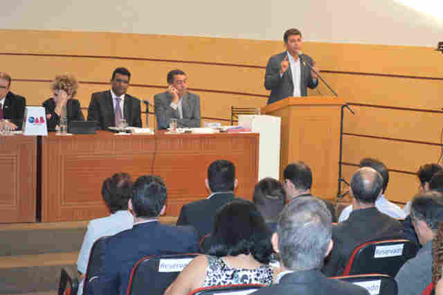 Expedito reafirma propostas durante evento na OAB