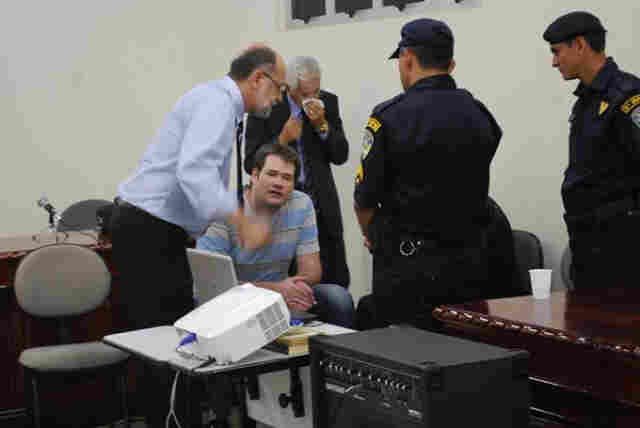 EX-MARIDO É CONDENADO A 30 ANOS POR MATAR DESIGNER ABLA RAHAL