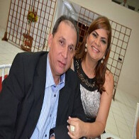 JUIZ MANDA CANDIDATA RECOLHER PROPAGANDA EM QUE APARECE COM EX-DEPUTADO "FICHA SUJA"