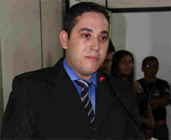 TJ reconduz prefeito de Monte Negro, afastado pela Câmara