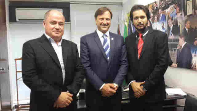 Em Brasília, vereador de Ji-Paraná garante emendas com parlamentares da bancada federal