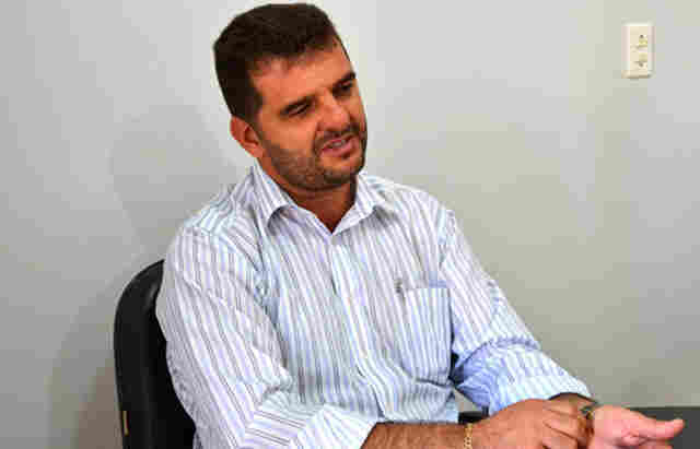 Prefeitos aguardam Decreto para pagarem piso aos agentes de saúde