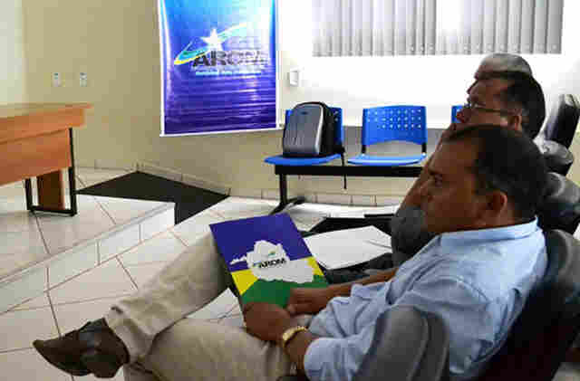 Assessoramento da Arom aos prefeitos agiliza produção das prefeituras