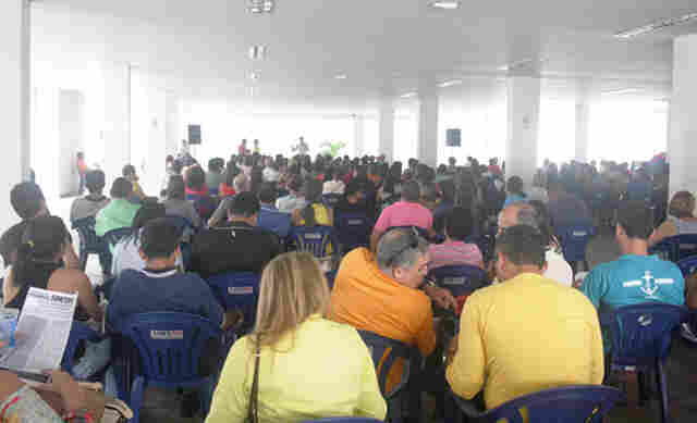 Trabalhadores aprovam contraproposta ao Governo e exigem gratificação de 13,01%