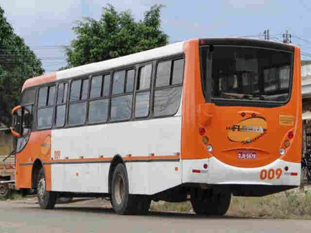 EMPRESA FLECHA TEM CONTRATO DE R$ 9,7 MILHÕES PARA TRANSPORTAR ALUNOS, MAS SE RECUSA A ATENDER BANDEIRANTES POR CAUSA DAS CHUVAS