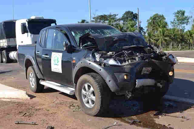 Vereadores de Ji-Paraná sofrem acidente na BR-364 próximo a entrada de Machadinho