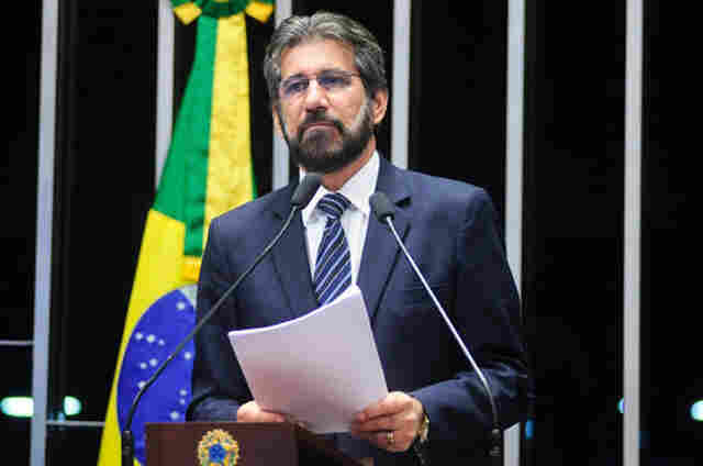 Senador Valdir Raupp anuncia a liberação de recursos para obras em  municípios rondonienses