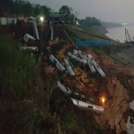 Vídeo mostra local onde barranco desabou com mais de 10 carretas na Capital