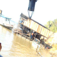 Homem é preso após ser flagrado garimpando embaixo da ponte no Rio Madeira