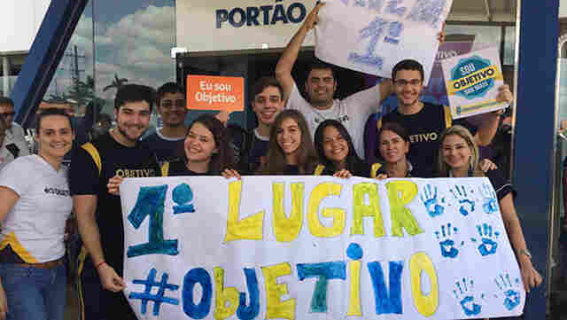 Colégio Objetivo conquista primeiro lugar no Enem
