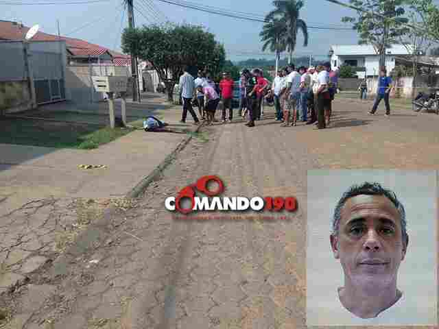 Homem é morto a tiros na rua