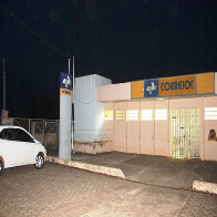 Agência dos Correios de Ouro Preto é assaltada e ladrões fazem reféns