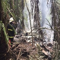 Bombeiros confirmam cinco mortes na queda de avião em Manaus; Vídeo e fotos