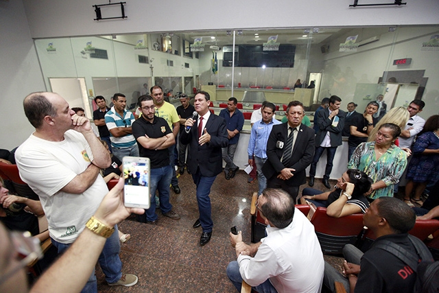 Maur&atilde;o reafirma a policiais civis que Or&ccedil;amento s&oacute; ser&aacute; votado junto com PCCS