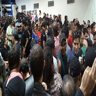 Vídeo: Servidores lotam Assembleia em protesto por garantia de benefícios