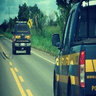 PRF apreende madeira irregular em Ariquemes
