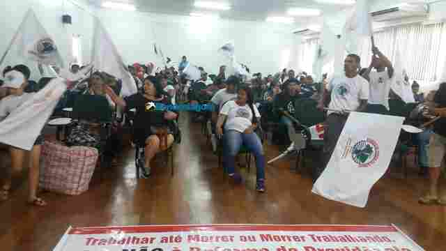 Integrantes do MAB ocupam Ibama em Porto Velho