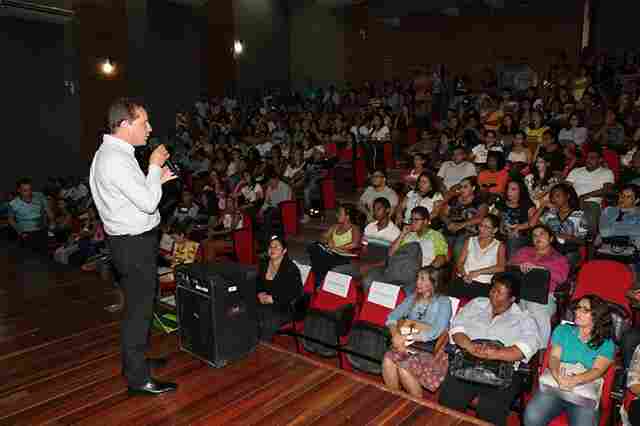 Projeto Superação: Prefeitura vai ampliar o Pré-Enem utilizando mídias