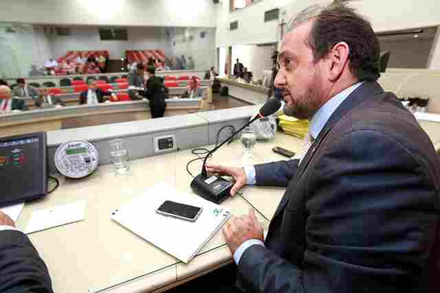 Laerte Gomes destaca Dia Internacional da síndrome de Down